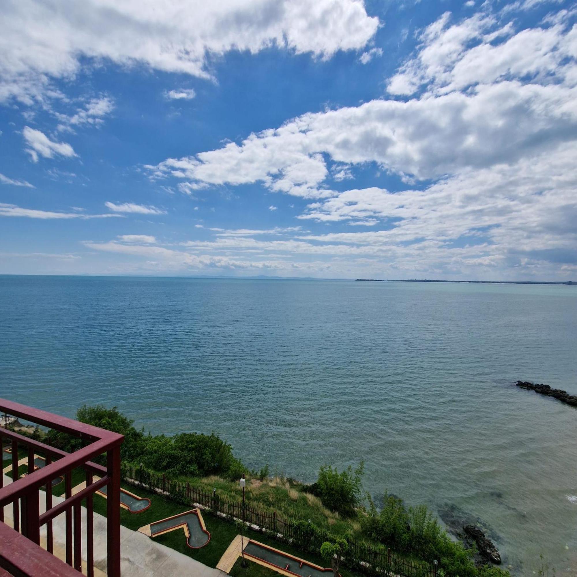 Panorama Marina Fort Beach - Premium Apartments Sea Viev Sveti Vlas Eksteriør bilde