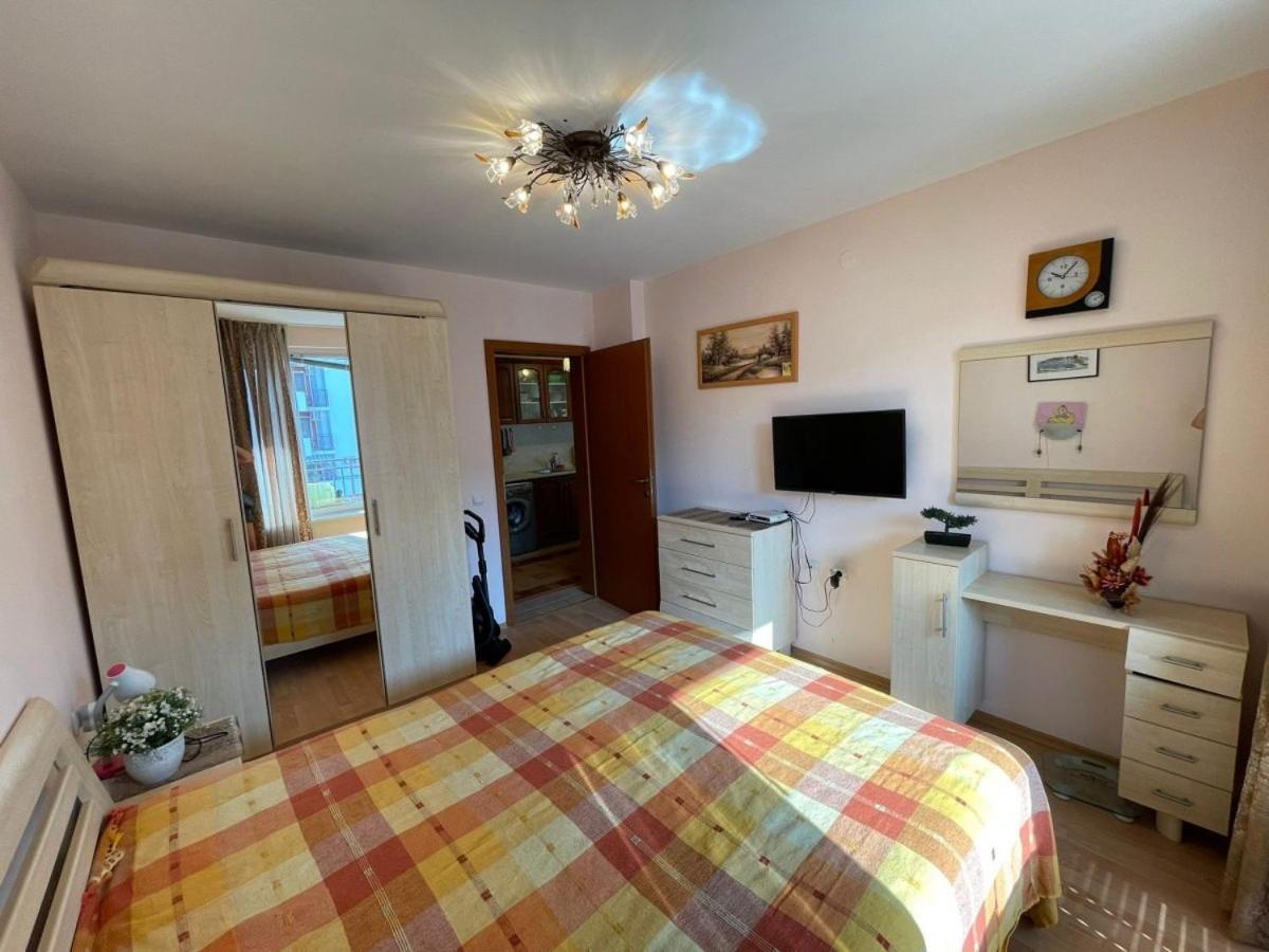 Panorama Marina Fort Beach - Premium Apartments Sea Viev Sveti Vlas Rom bilde